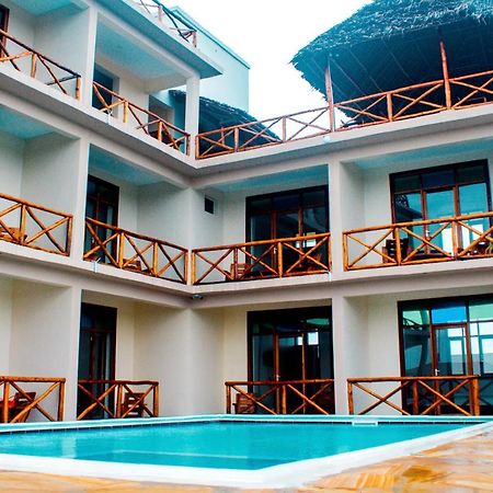 Ocean Breeze Hotel Nungwi Exterior foto